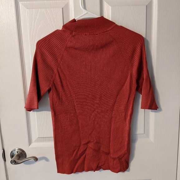 Tahari Deep Burnt Orange Ribbed Viscose Stretch Mockneck Size Medium *Flaw* - Picture 3 of 7